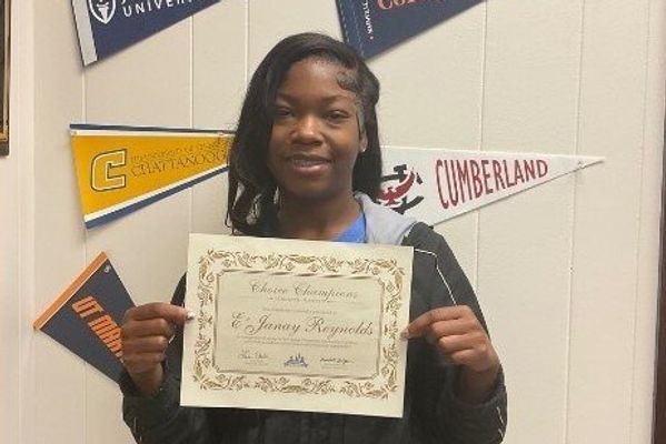 Student Profile: Choice Champions Scholarship grand prize winner E’Janay Reynolds has a personal reason for wanting to help others