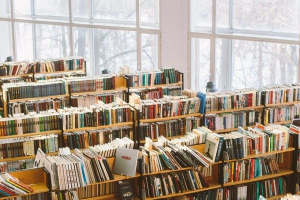 Williamson County approves extra notification to parents when a school library book is challenged