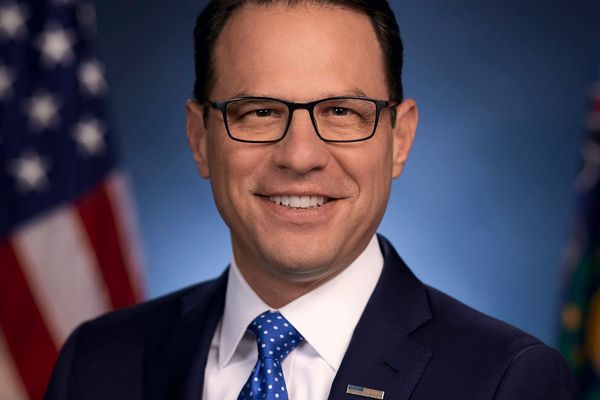 Tennessee Democrats quick to support Kamala Harris' presidential bid. A popular VP pick has history with school vouchers.
