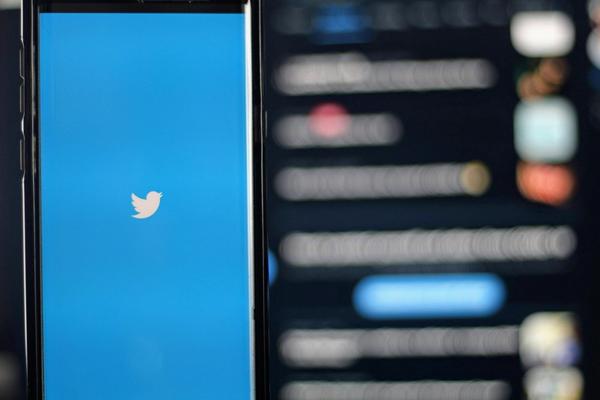 Wilson County School leaders consider new social media guidelines