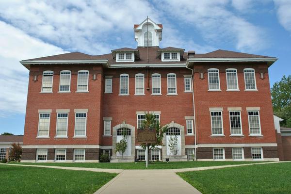 New Survey Finds Most Parents Would Send Their Kids to Private School if Tax Dollars Were Available