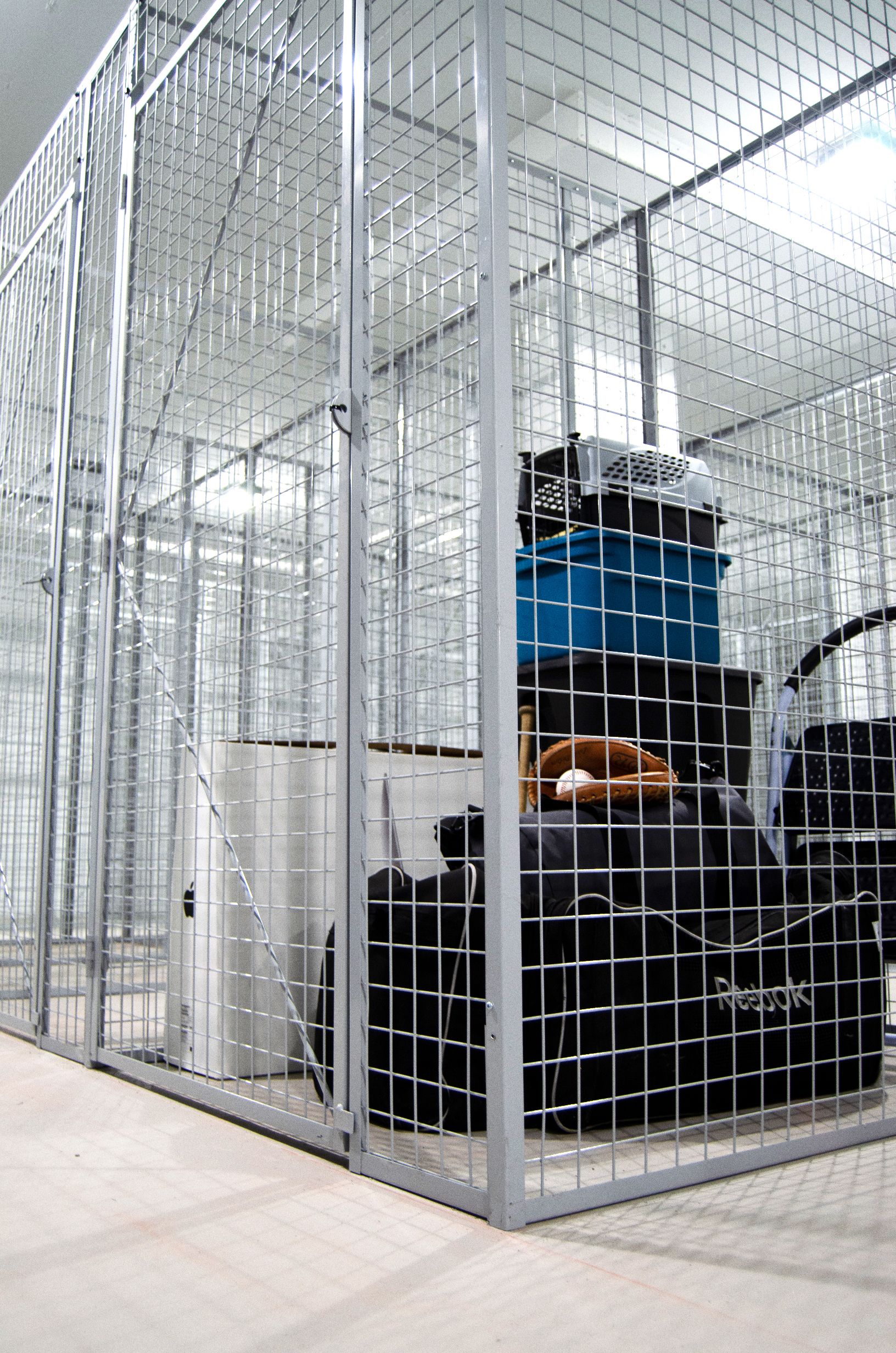 Cloison de treillis métallique 1