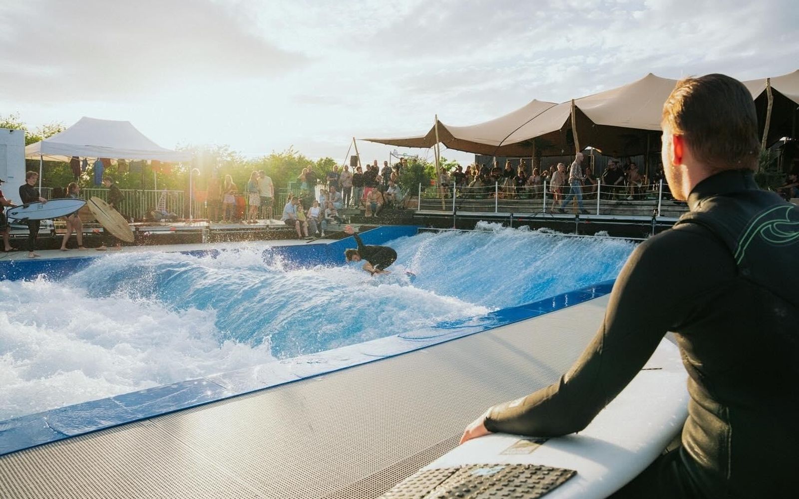 The wave at irie surf in Freiburg, with the tented terrace behind.