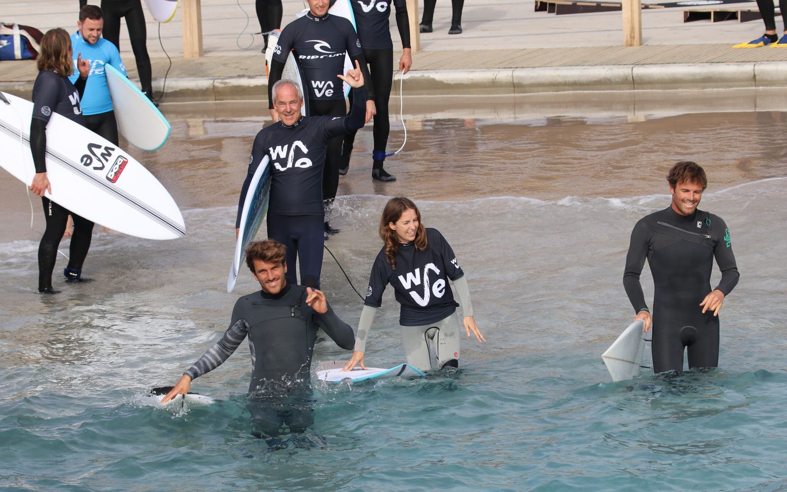 A group session in the lagoon at The Wave, just north of Bristol.