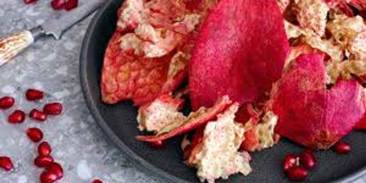The Power of Pomegranate Peel: Ellagic Acid and Its Multifaceted Benefits