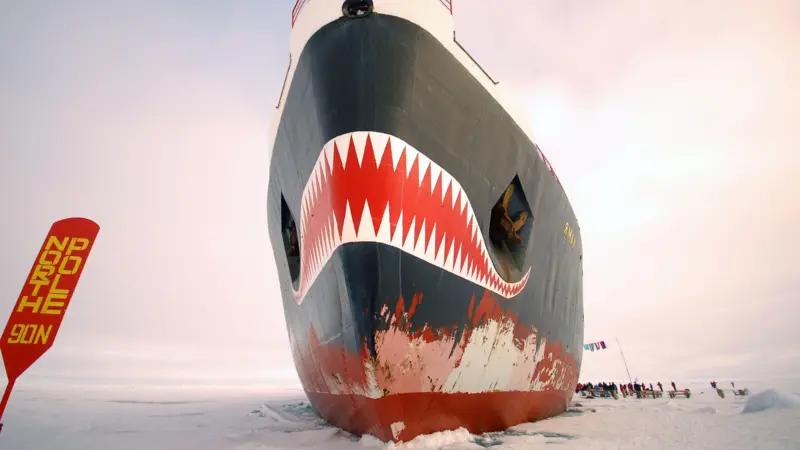 THE BATTLE FOR THE ARCTIC: HOW RUSSIA IS FALLING BEHIND IN ICEBREAKER PRODUCTION