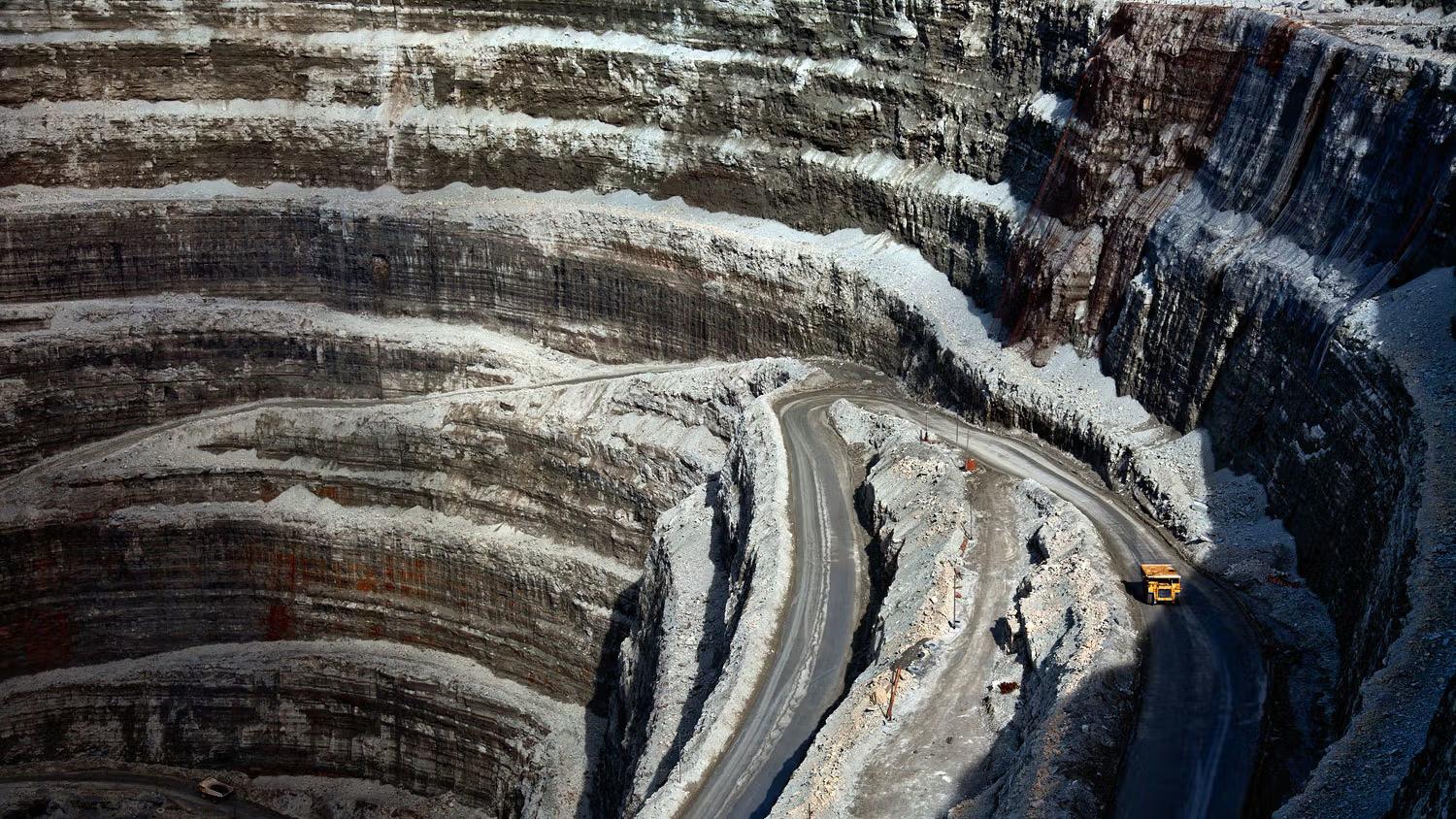 How Russian diamonds continue to reach Europe and the US despite sanctions