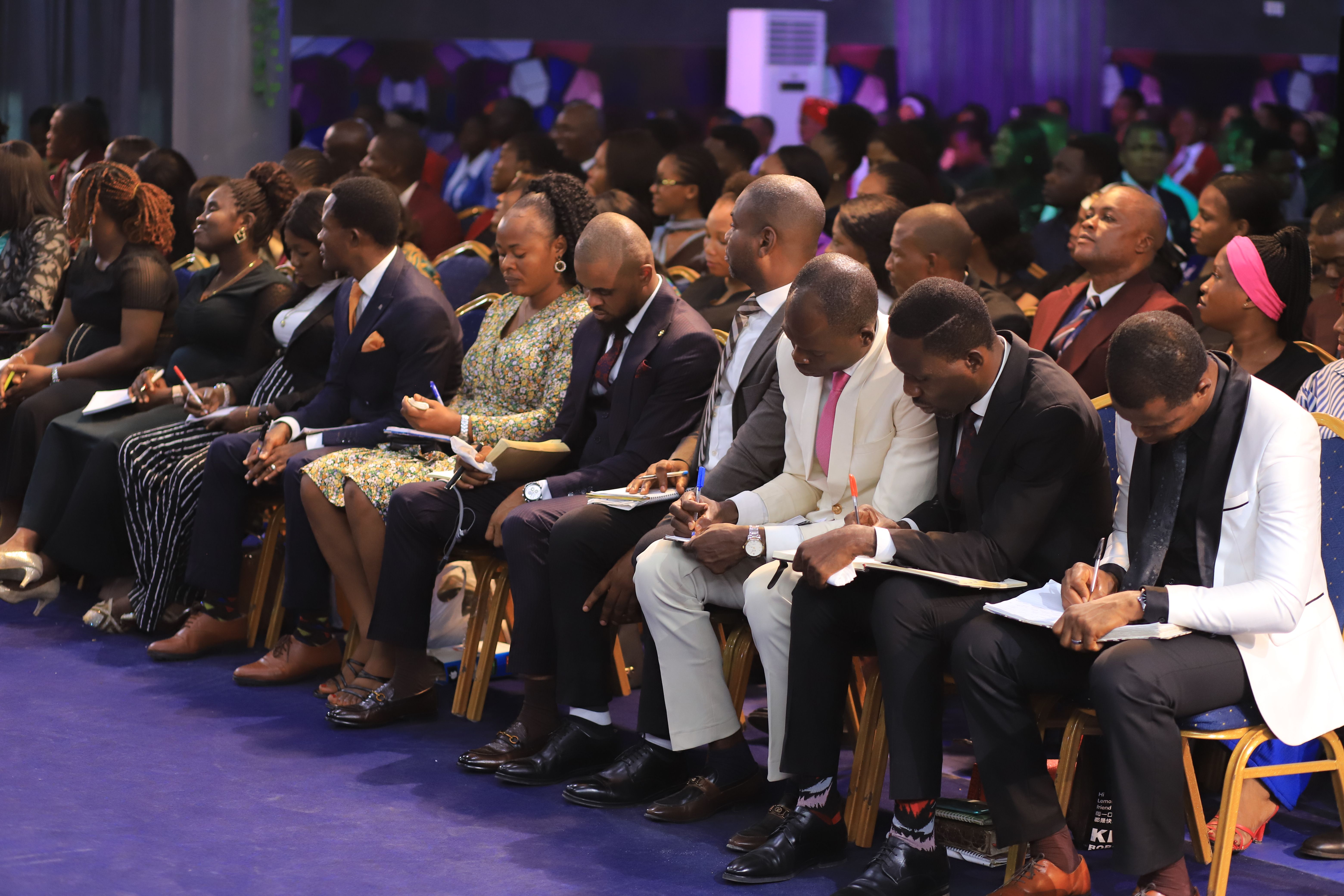 Join the Giftens’ Church