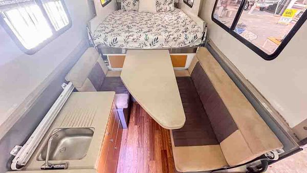 2012 Limited Edition Kimberley Karavan photo 21