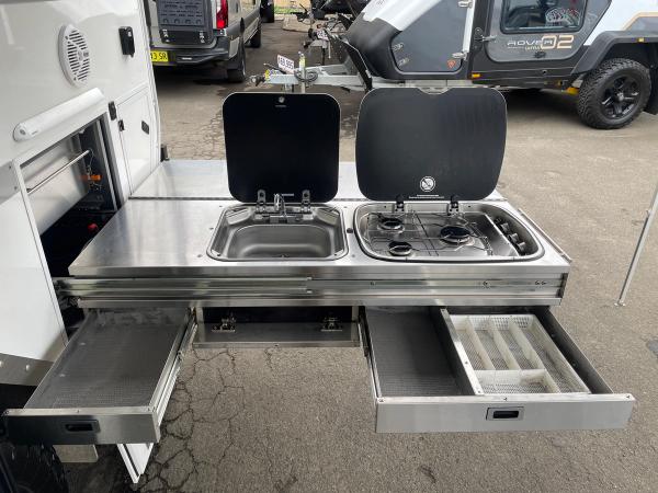 2018 Mountain Trail Campers CXV 3.7 photo 17