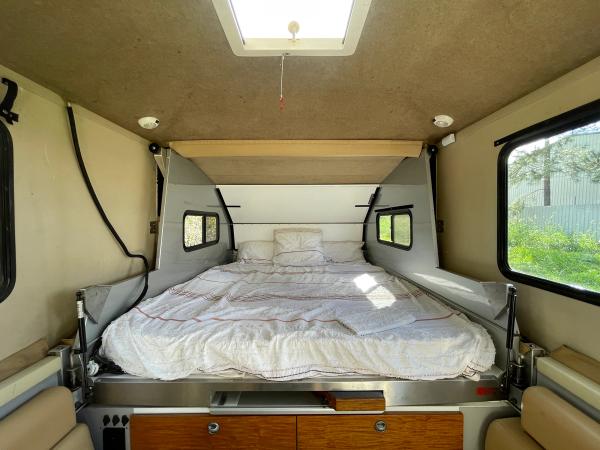 2006 Upgraded Kimberley Karavan photo 28