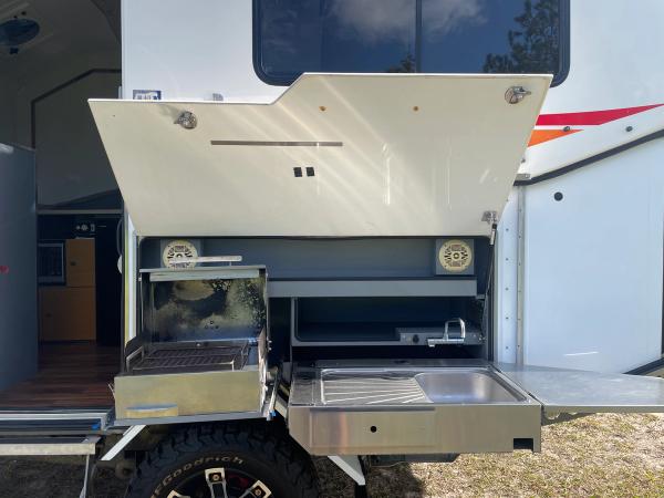 2015 Kimberley Karavan Eco-Suite photo 16