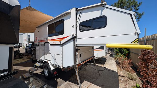 2009 Limited Edition Kimberley Karavan photo 3