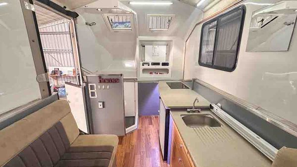 2012 Limited Edition Kimberley Karavan photo 19