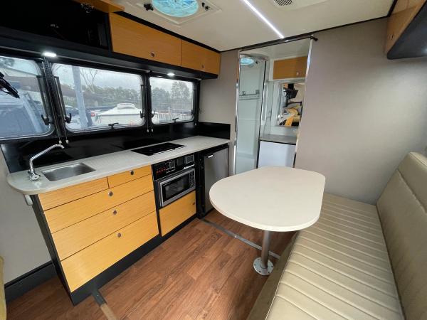 2017 Kimberley Kruiser E-Class photo 8