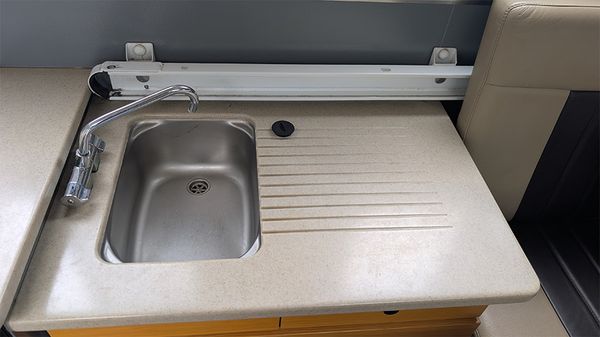 2015 Kimberley Karavan Eco-Suite photo 10