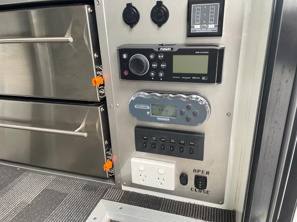 2018 Mountain Trail Campers CXV 3.7 photo 26