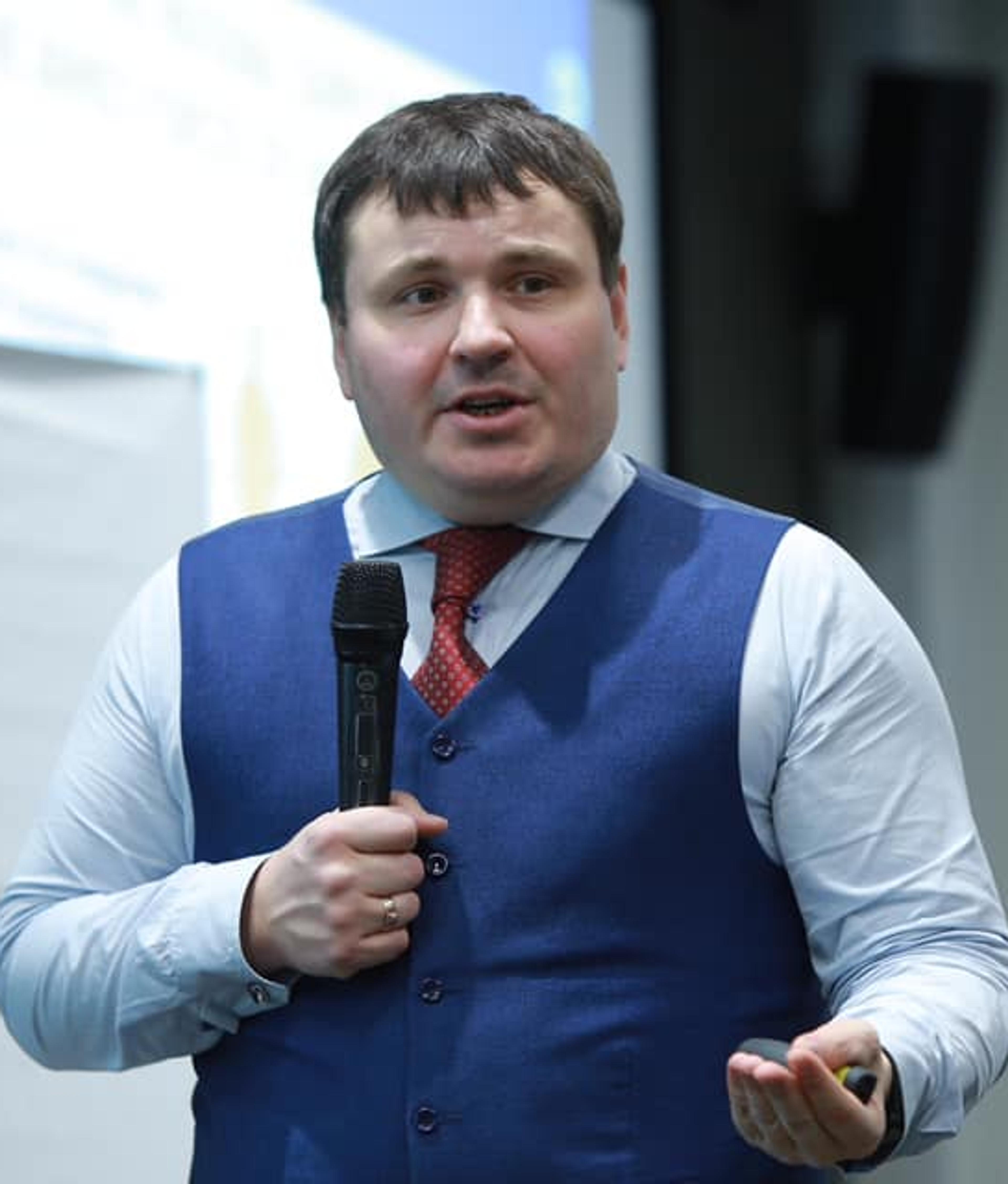 Ukrainian American Forum | May 19 2023 | UA House Ukrainian American Forum | May 19 2023 | UA House