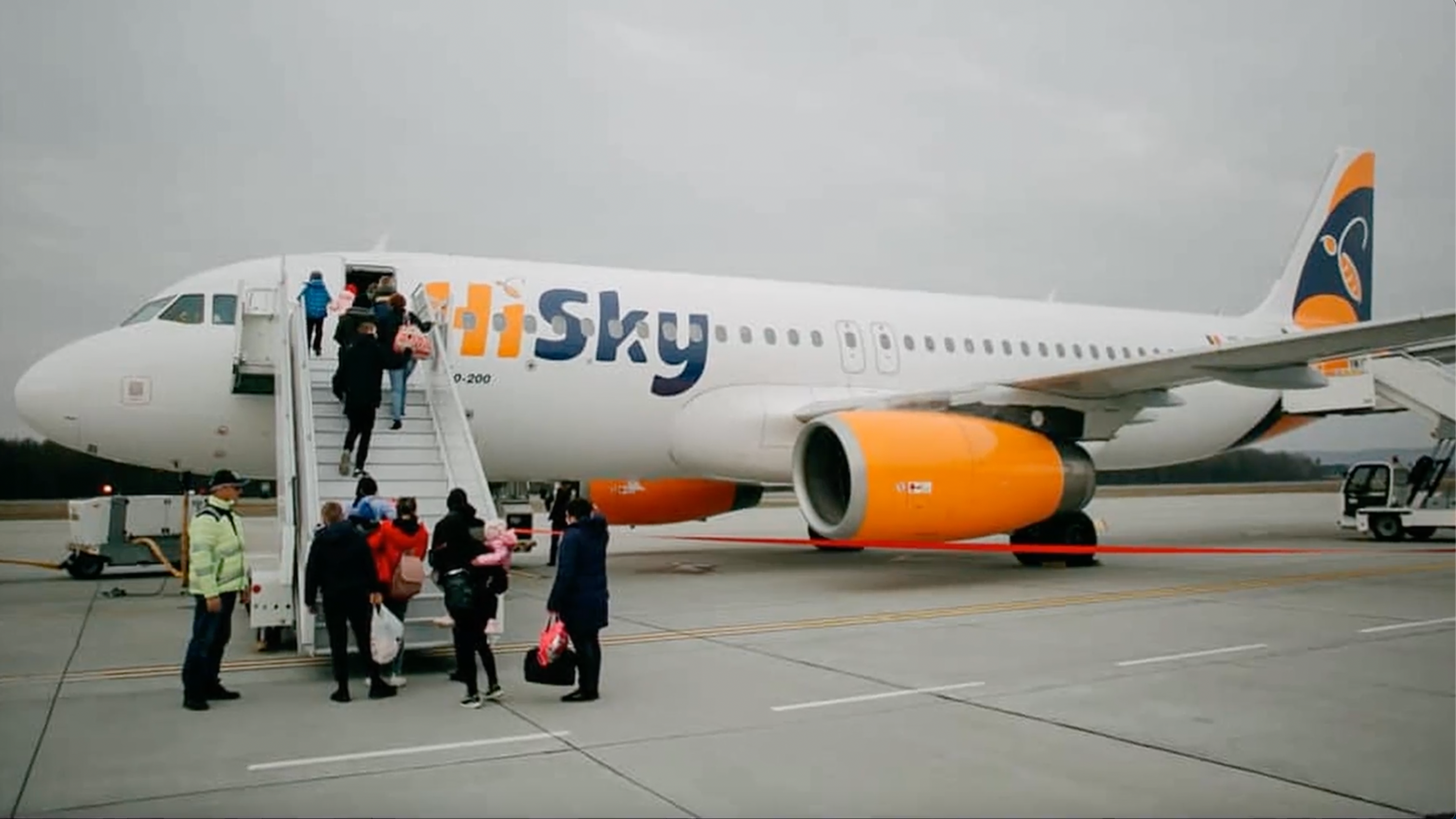 Ukrainian Children Boarding The Plane