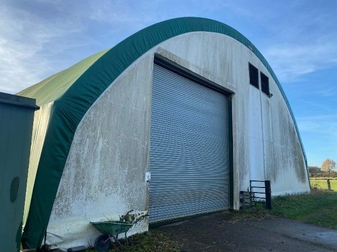 6940ft² Storage Barn - Great Melton