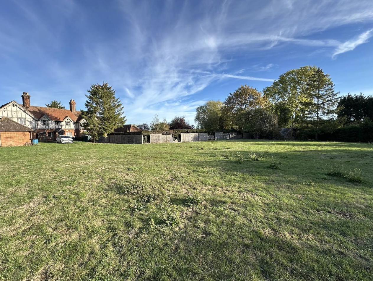 Wattisfield, Suffolk - 3 Bed Terraced House To Let