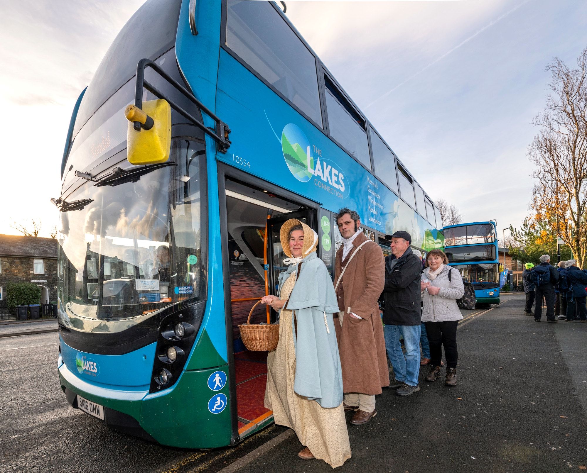 Dorothy and Willian getting on the Stagecoach 555 bus
