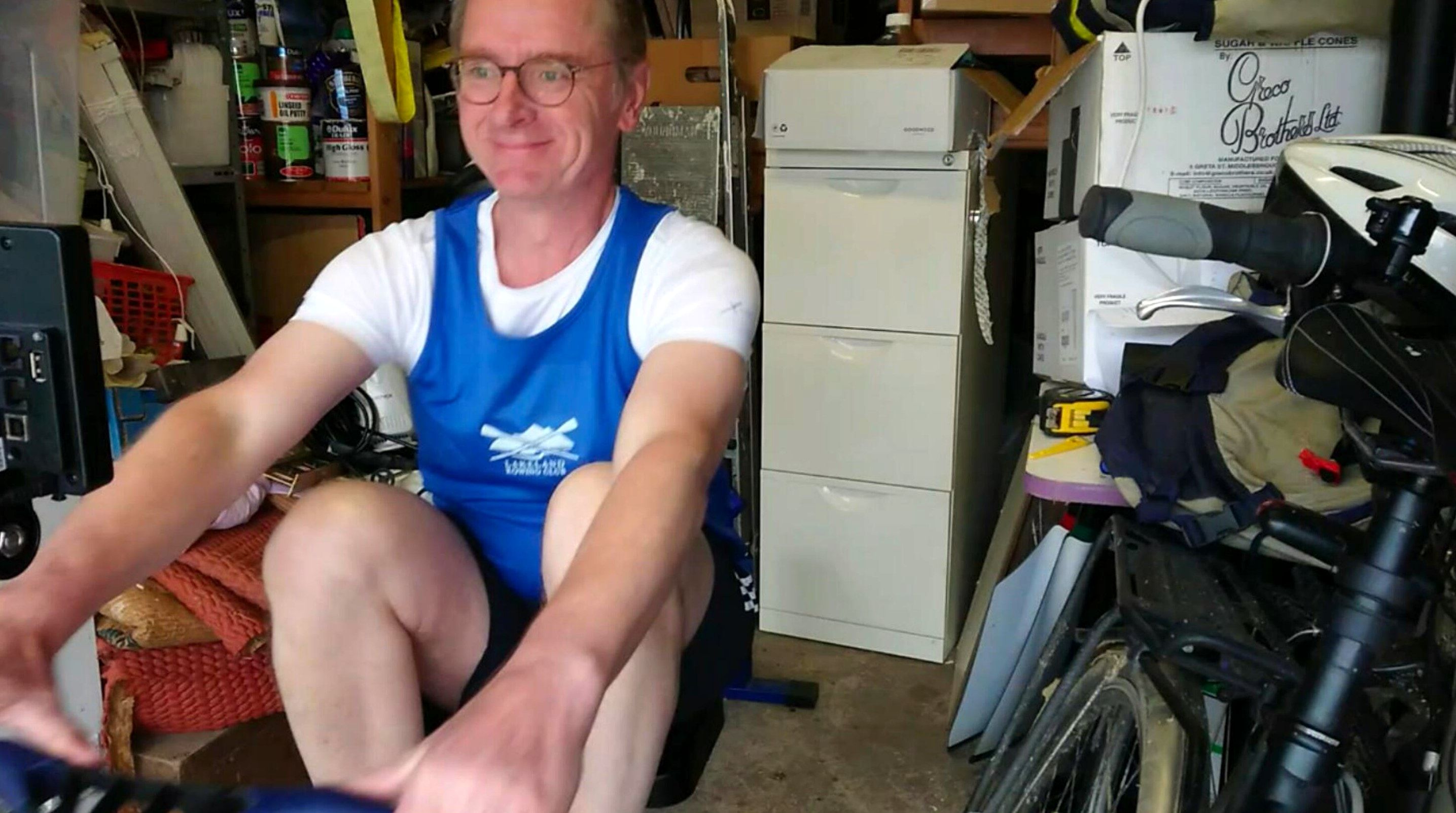 Stefan Escreet rowing.