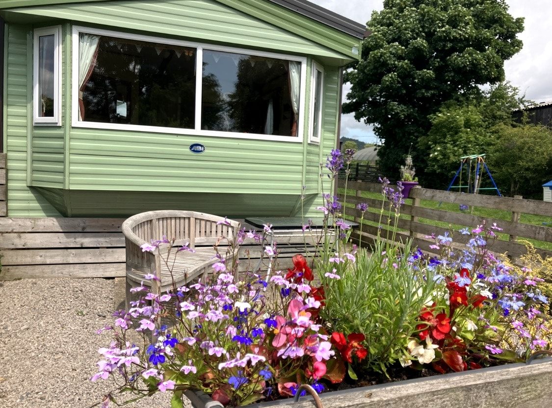 lakes farm caravan