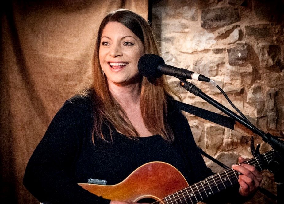 Edwina Hayes