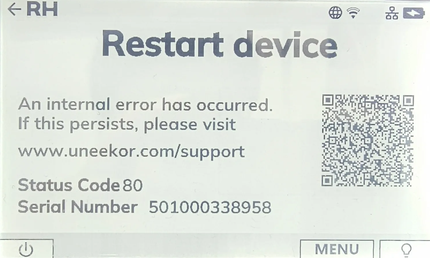 Digital display showing error message: "Restart device", "An internal error has occurred. If this persists, please visit www.uneekor.com/support", Status Code 80, Serial Number 501000338958, and a QR code.
