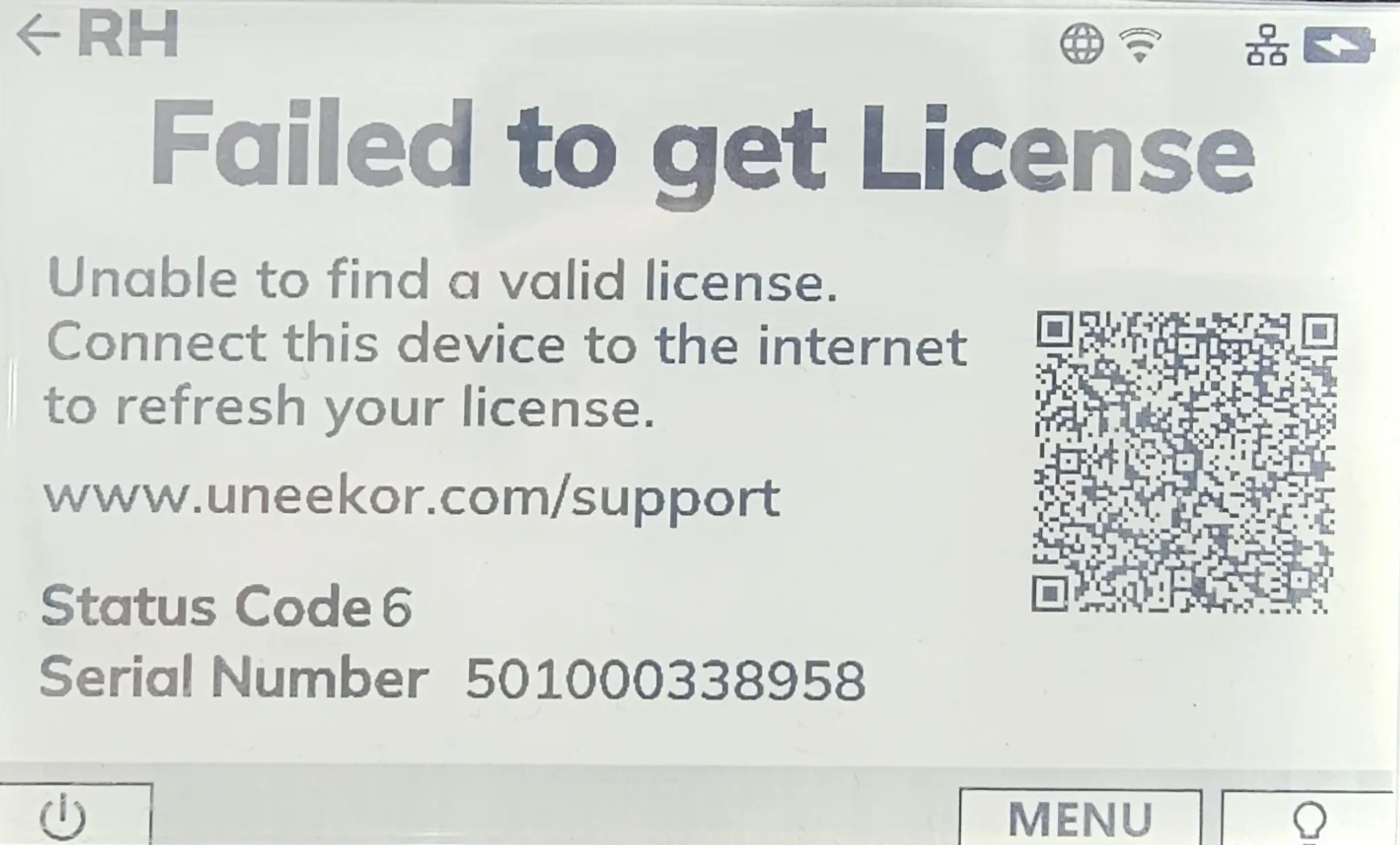 Screen displaying "Failed to get License" error, prompting internet connection, with a QR code, status code 6, and serial number 501000338958.