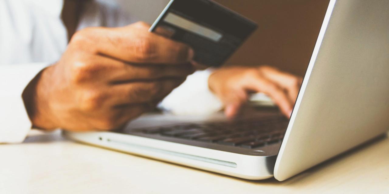 How to Tell if Someone is Scamming You Online