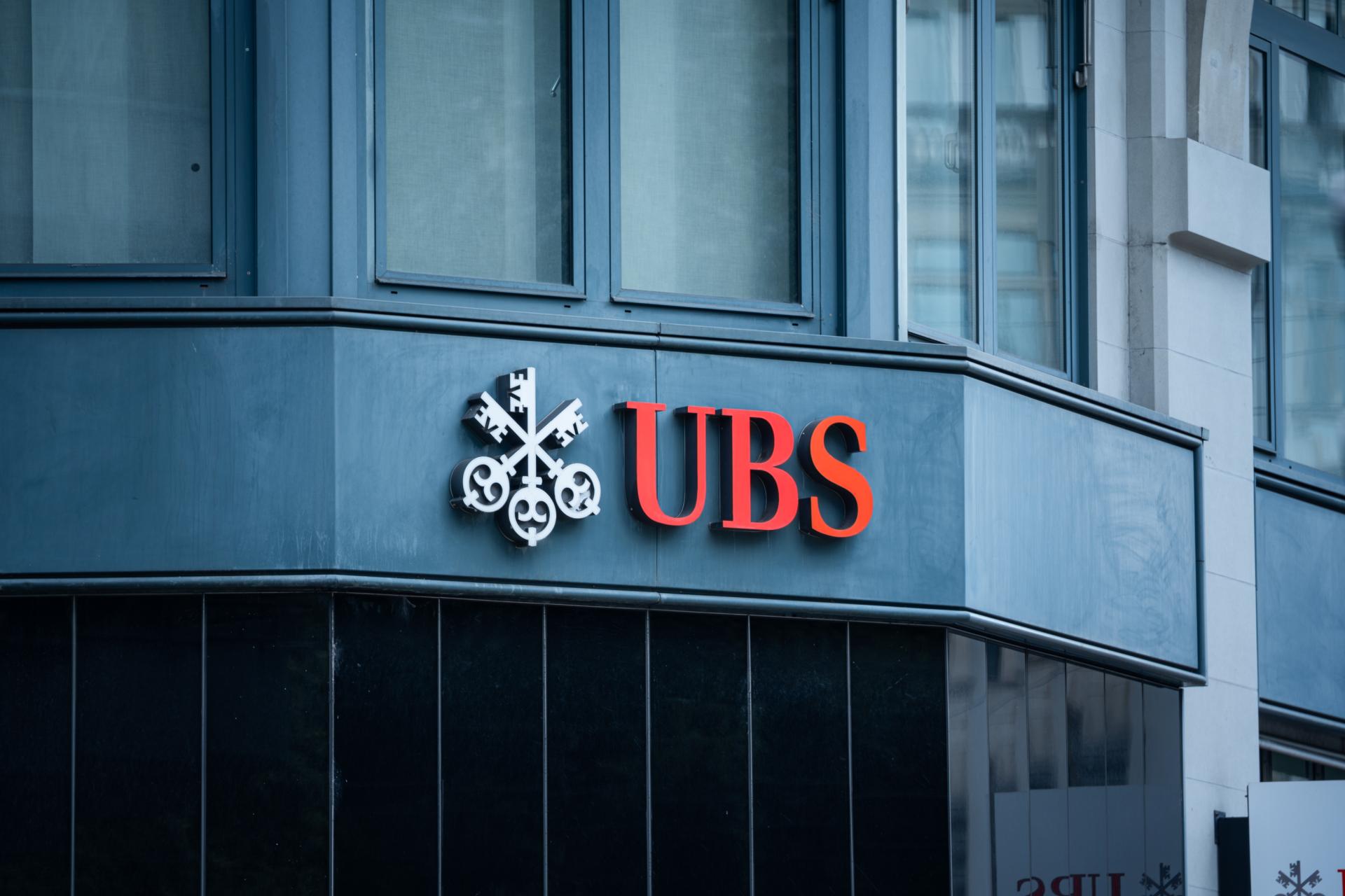 How to Open a Swiss Bank Account as Expats & Non-Residents (2025)
