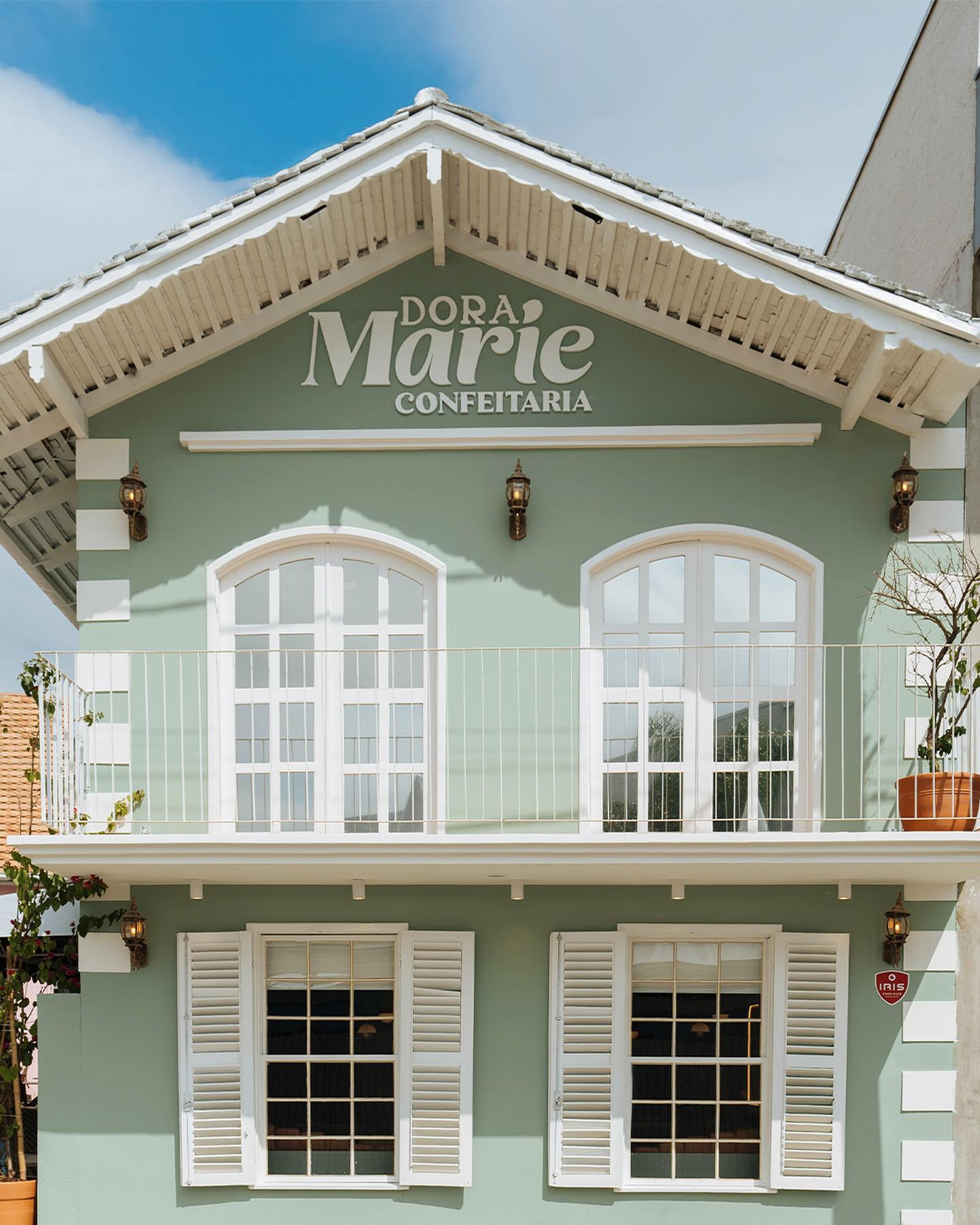 Dora Marie | branding e identidade visual