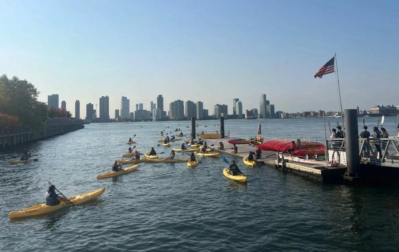紐約夏日冒險 Downtown Boathouse 免費獨木舟