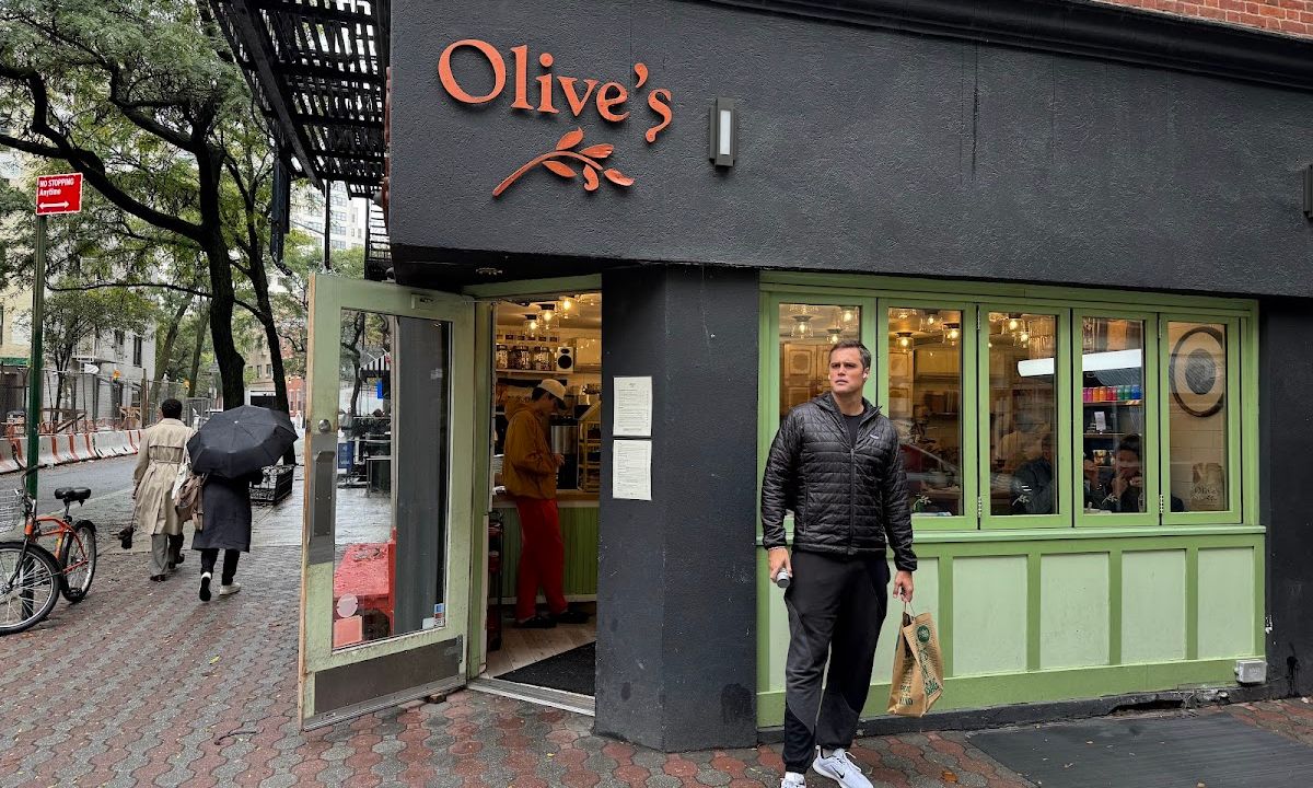 Olive's