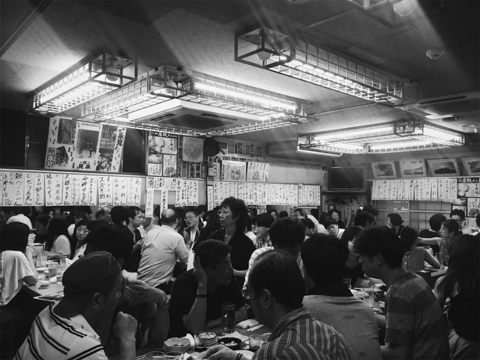 〈 週・間・閒・聊 〉什麼叫「大眾酒場」?