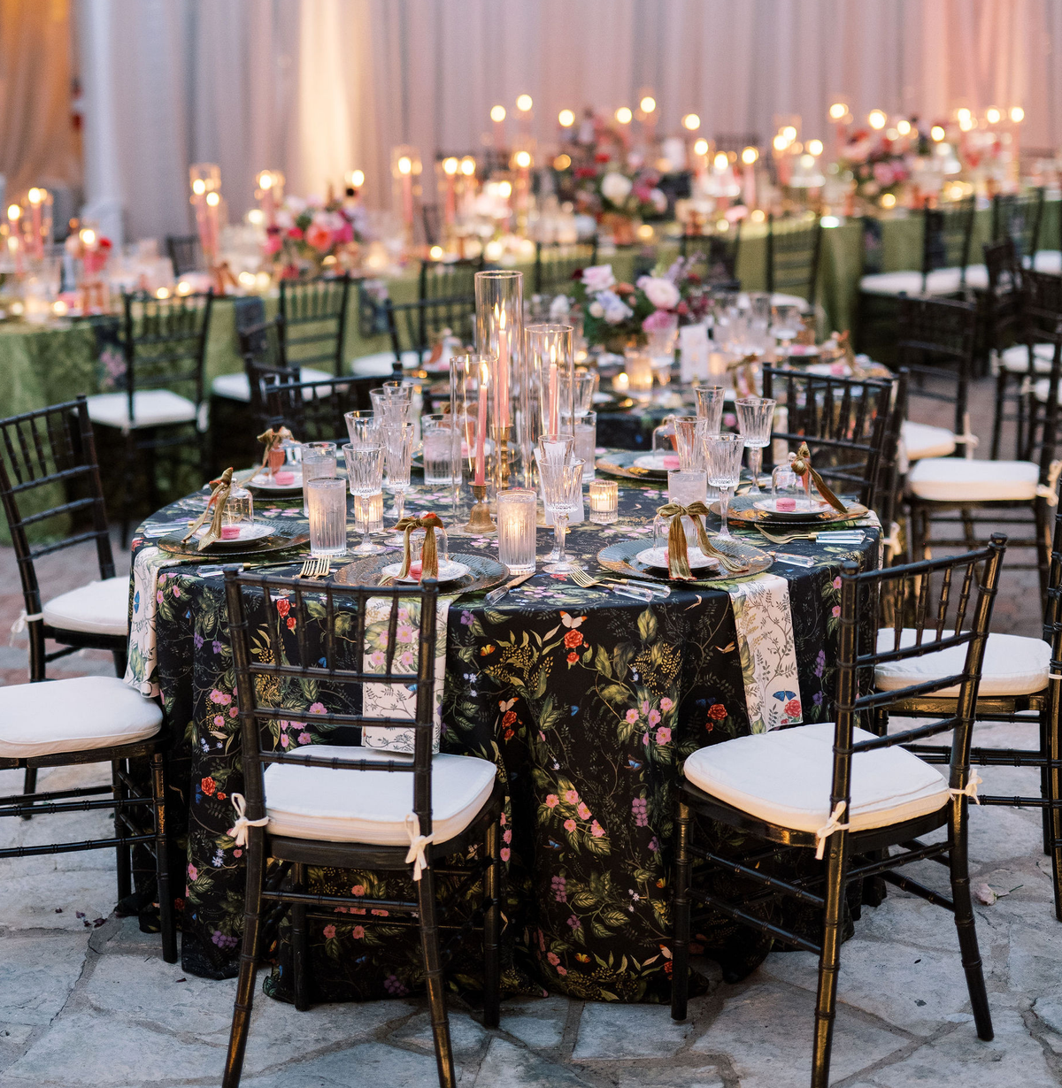 Napkins and pillows from the garden collection