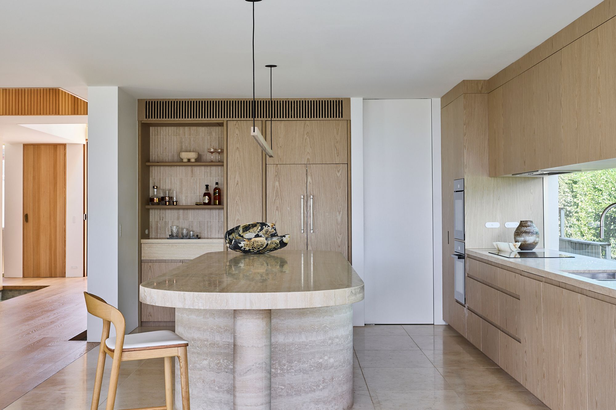 What to Expect When Hiring an Interior Designer for Your Home Renovation