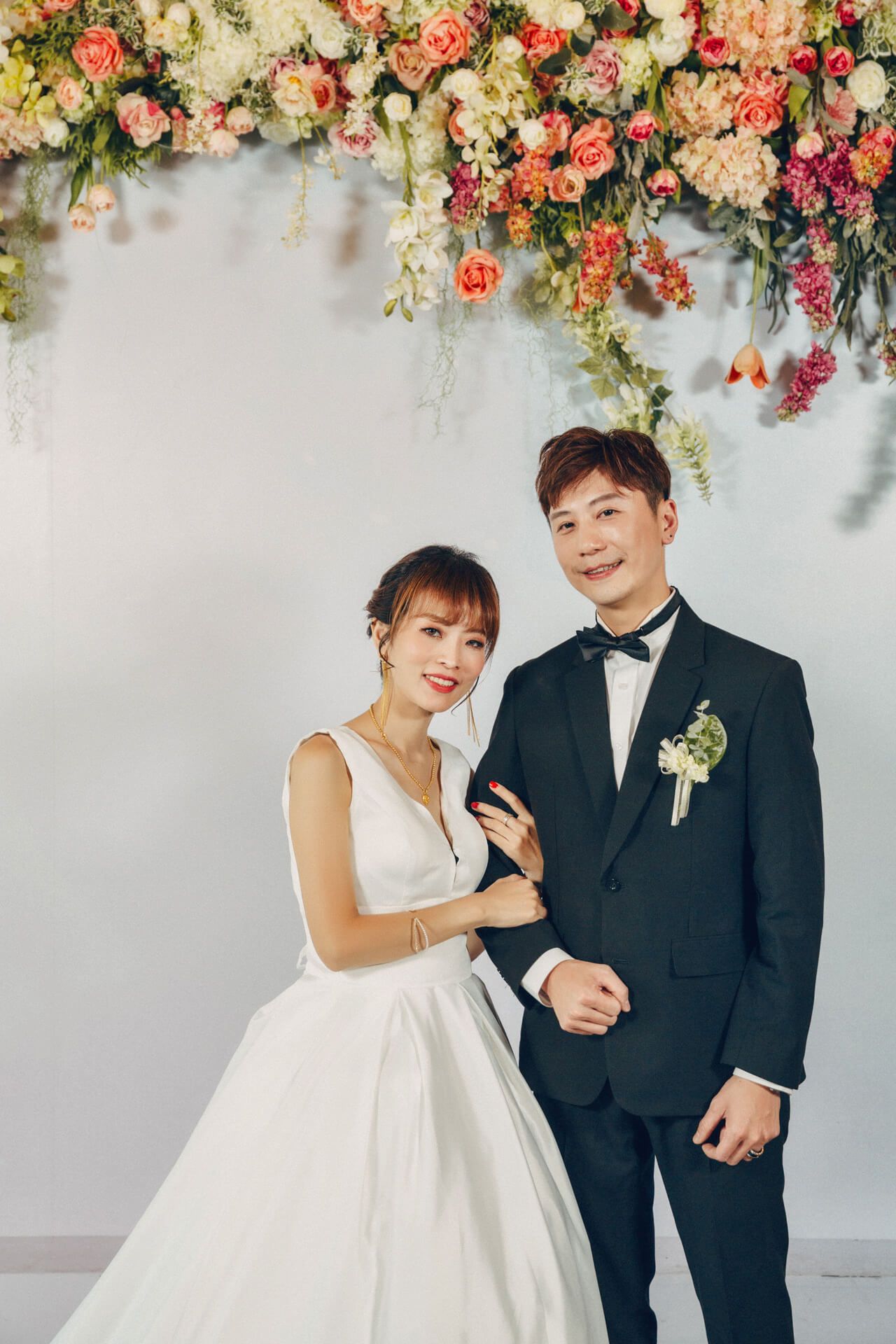 晶宴會館香榭玫瑰園婚禮紀錄 | Ethan & Ivy 在玫瑰芬芳間勾勒的浪漫篇章