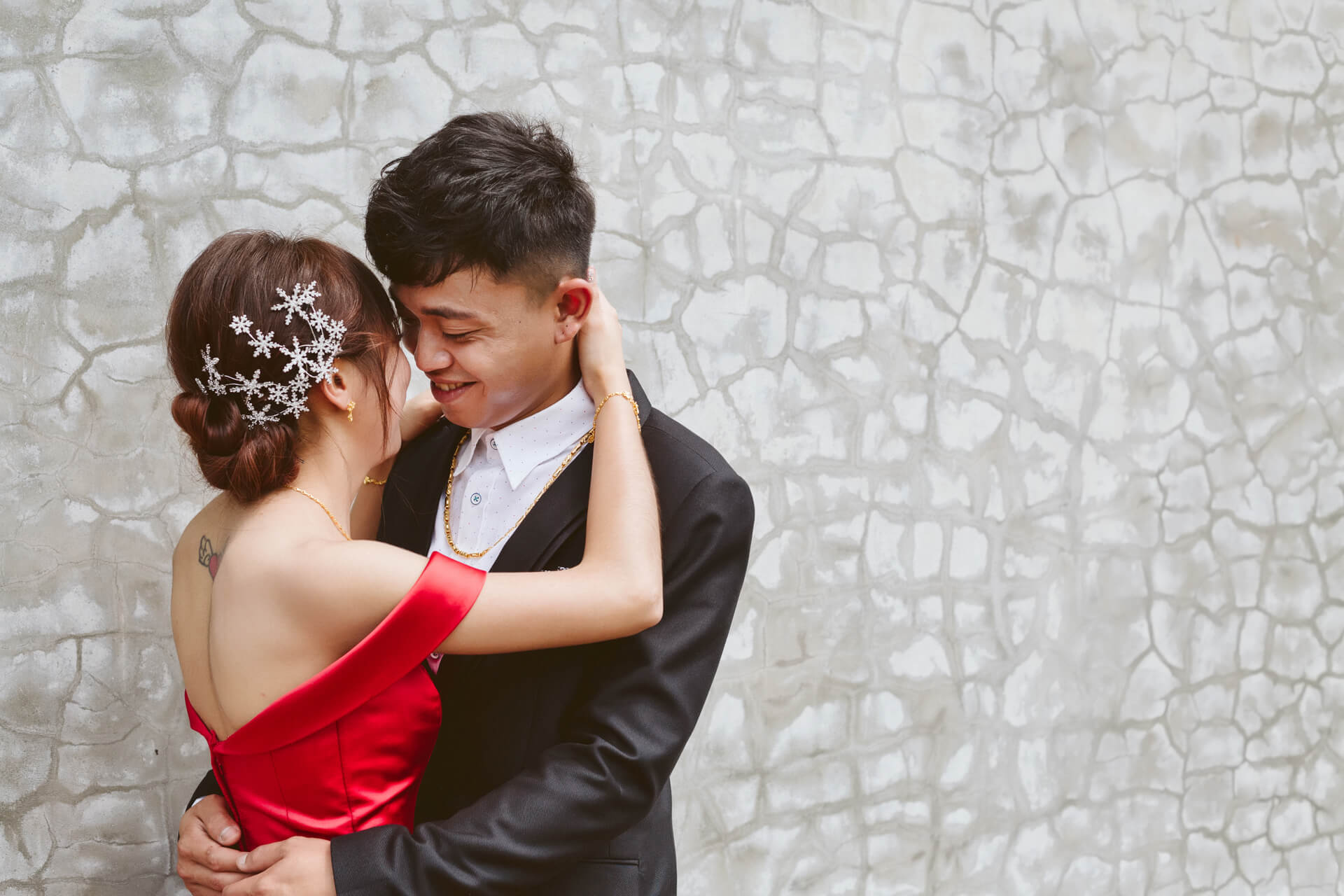 台中海港城國際宴會廳婚禮紀錄：Wei & Yi 在華麗百坪殿堂的璀璨幸福盛宴