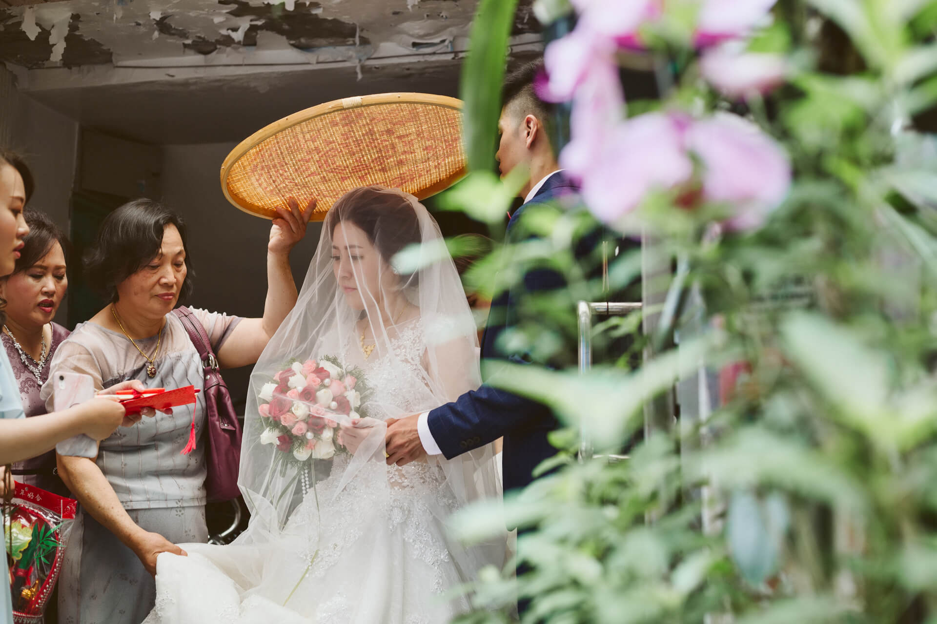 台北彭園婚禮紀錄：Ken & Sherry 在璀璨水晶燈下的永恆與深情側寫