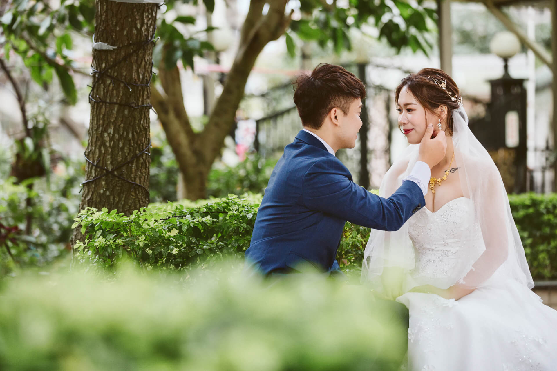 新北囍宴軒新板館婚禮紀錄：Eric & Elsa 在板橋核心綻放的輕奢愛情故事