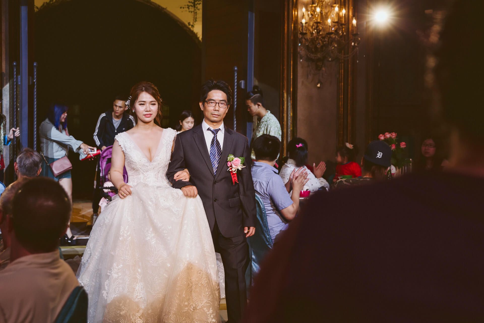 宜蘭香格里拉冬山河渡假飯店婚禮紀錄：Chen & Juan 在永恆水教堂的水畔誓言