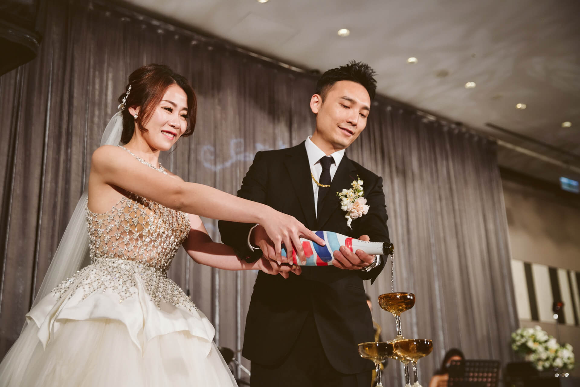 台北寒舍艾美酒店婚禮紀錄：Ryan & Iris 在當代藝術殿堂綻放的雋永璀璨盛宴