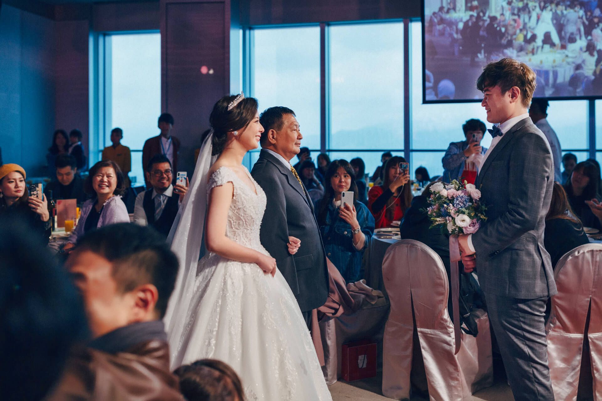 Mega50 鼎鼎宴會廳婚禮紀錄 | Jesse & Carina 在新北天際線見證的都會浪漫
