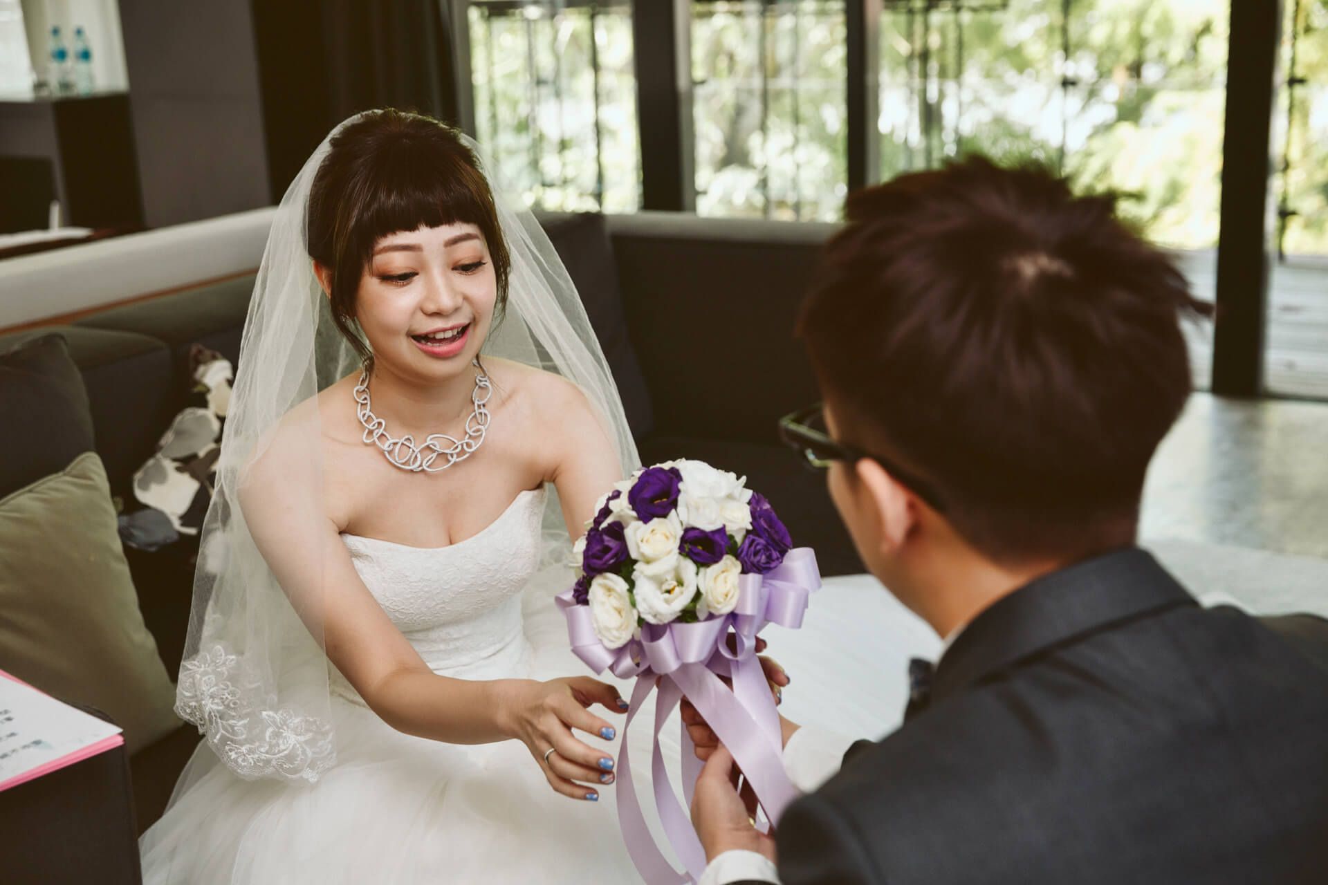 宜蘭小國生活婚禮紀錄：Jerry & Carrie 在清水模 Villa 展開的微醺美式婚禮