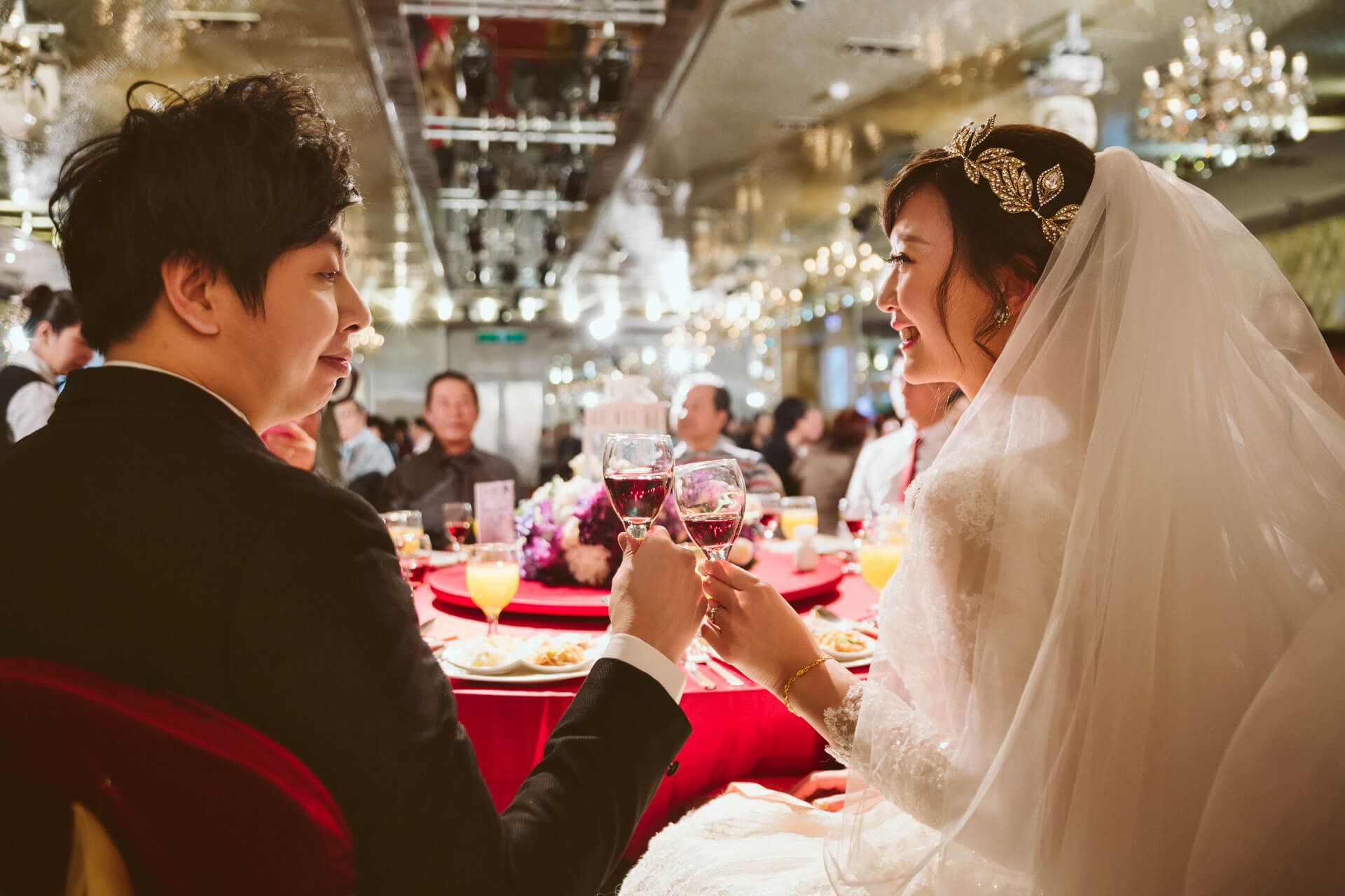 新北晶宴中和館婚禮紀錄：Des & Candy 在歐式經典殿堂綻放的璀璨愛情故事