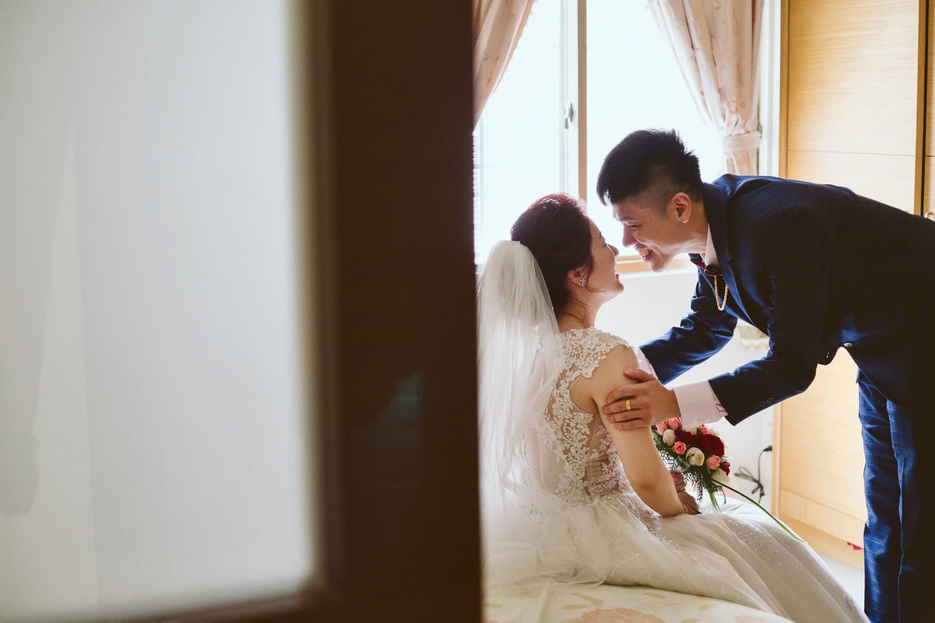台北彭園婚禮紀錄：Ken & Sherry 在璀璨水晶燈下的永恆與深情側寫