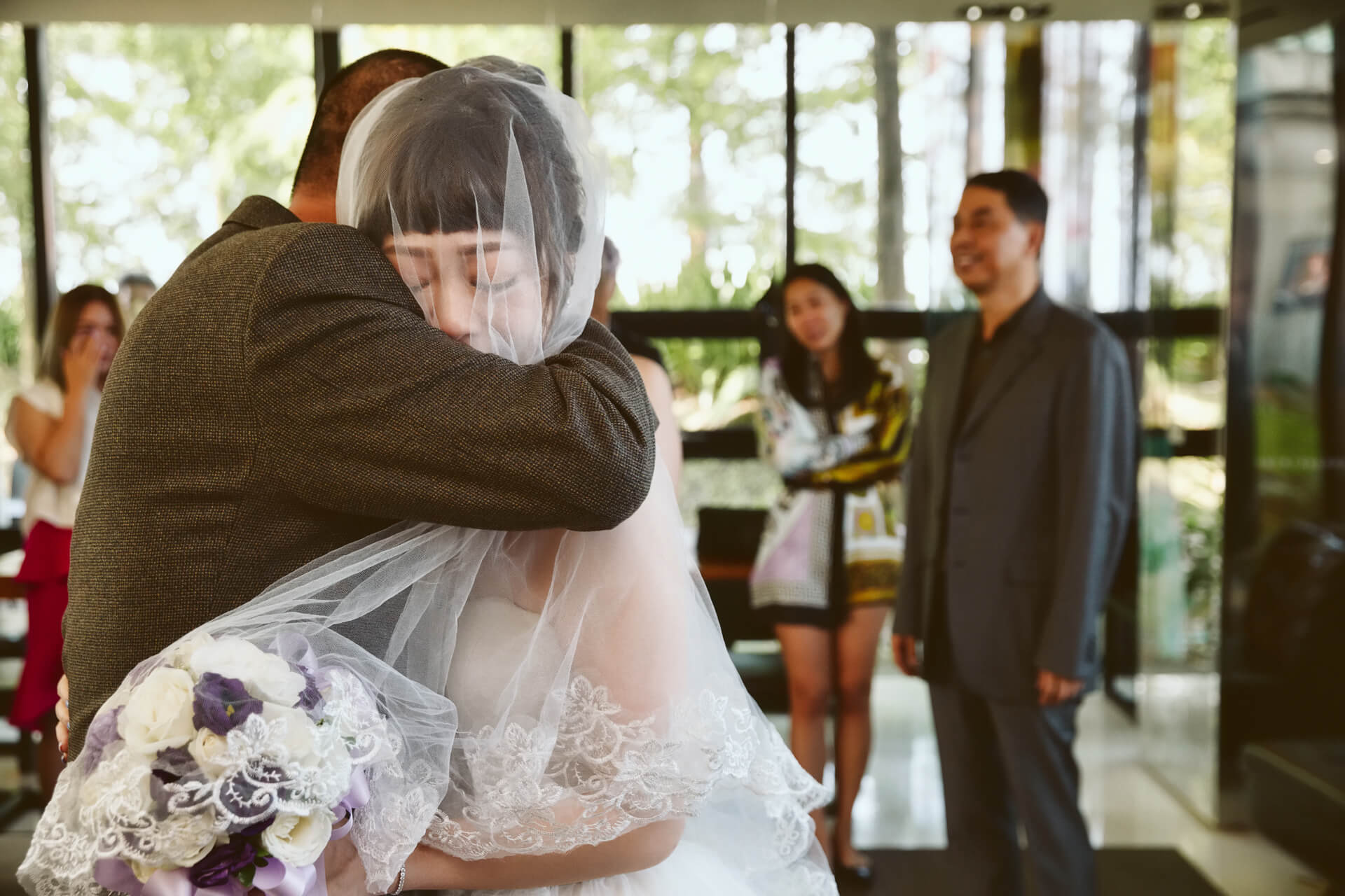 宜蘭小國生活婚禮紀錄：Jerry & Carrie 在清水模 Villa 展開的微醺美式婚禮